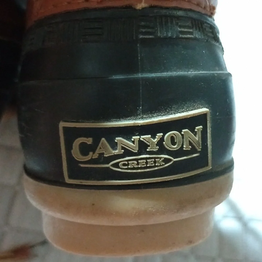 Canyon Creek size 4 youth boots